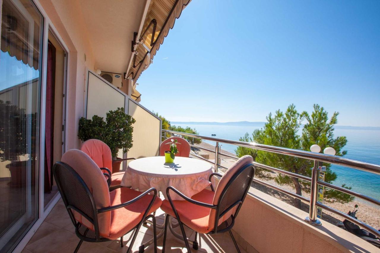 Apartments Marijan - Beachfront Tučepi Exterior foto